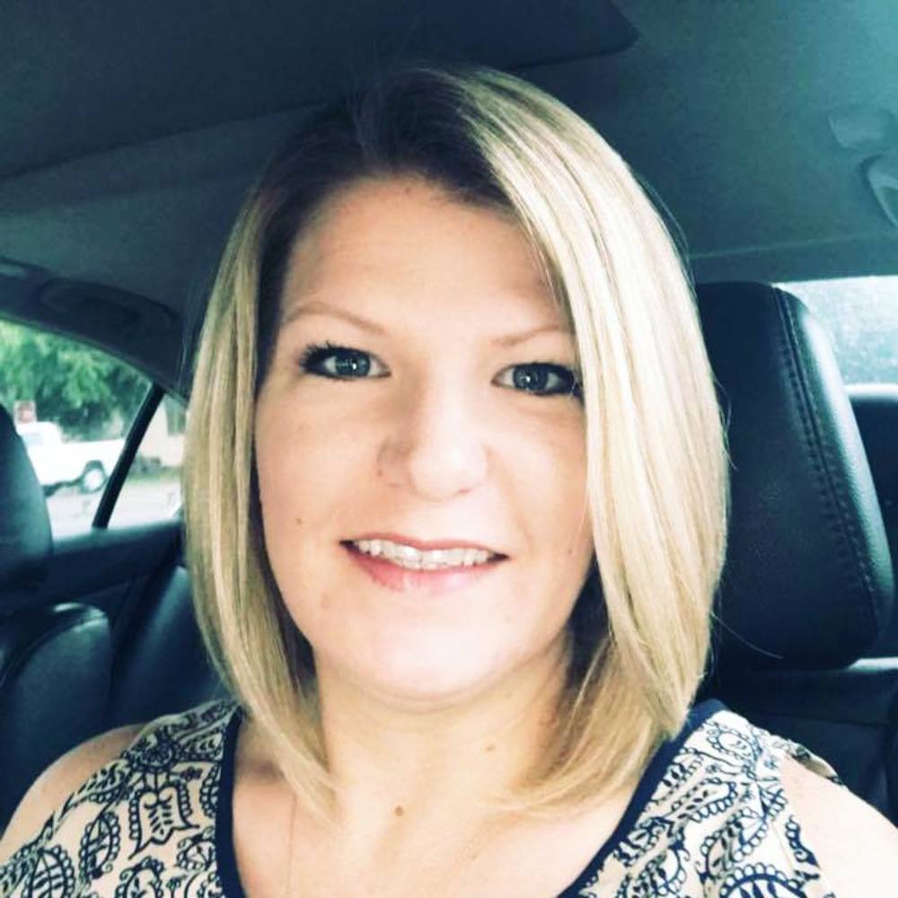 Meet your Posher, Leslie